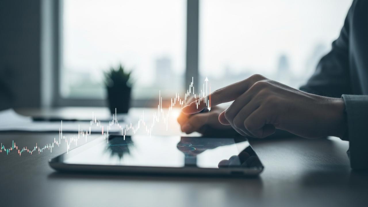 SKC Stock Surges 10%, Will Semiconductor Glass Substrates Be the Real Breakthrough? 2 SKC, The Background of the Sudden Stock Price Surge